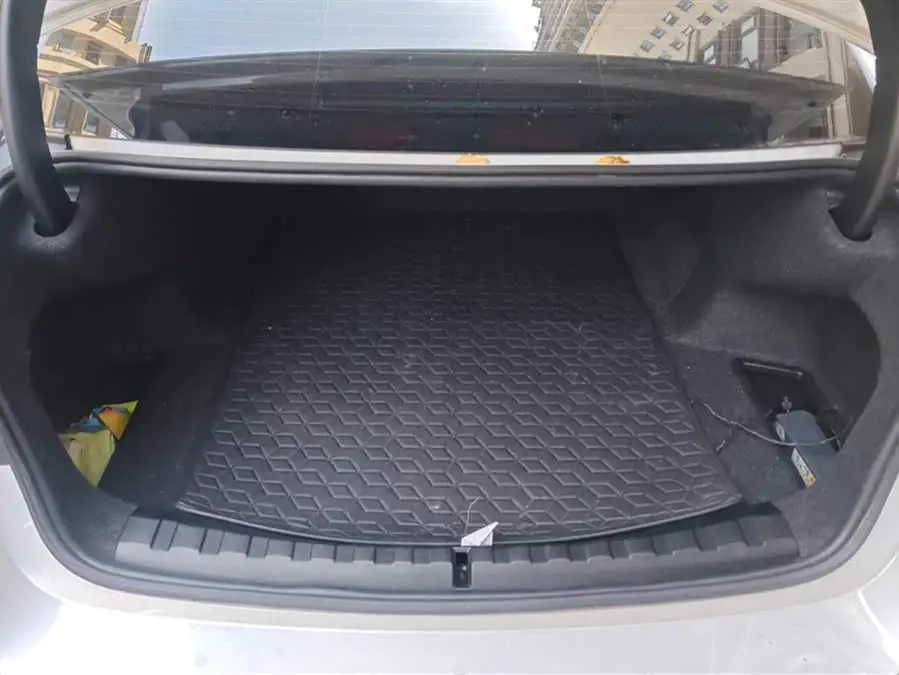 بي إم دبليو i3 2022 eDrive 35 L