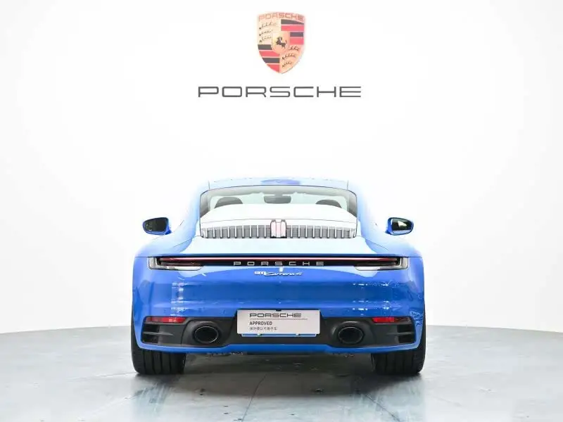 بورشه 911 2023 كاريرا 4 3.0T