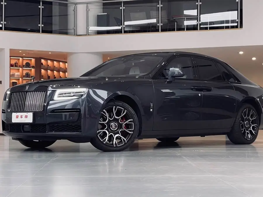 غوست 2022 6.7T بلاك بادج