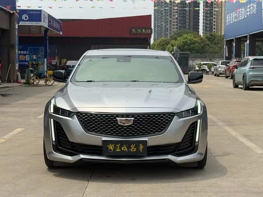 كاديلاك CT5 2021 28T الفاخرة