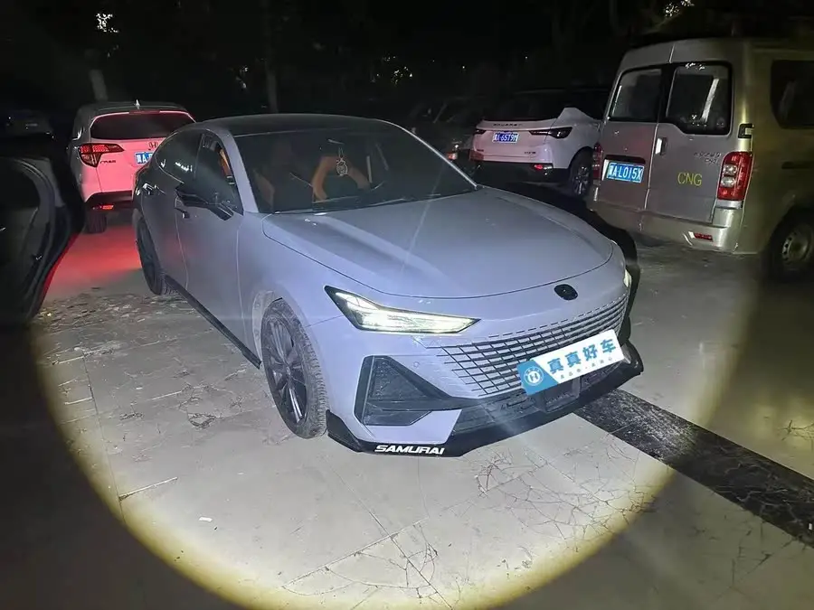 Changan UNI-V 2023 1.5T Sport Edition