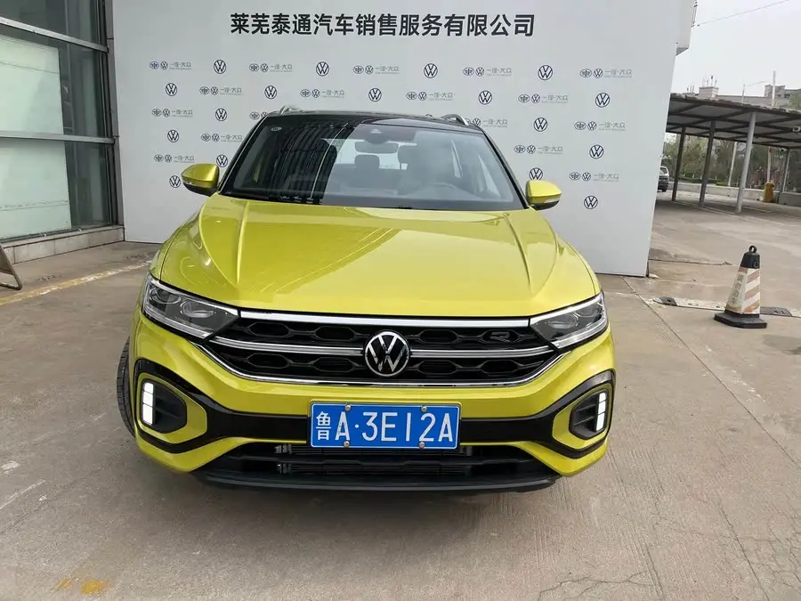 T-ROC 2023 طراز 300TSI DSG دفع ثنائي إصدار النجم