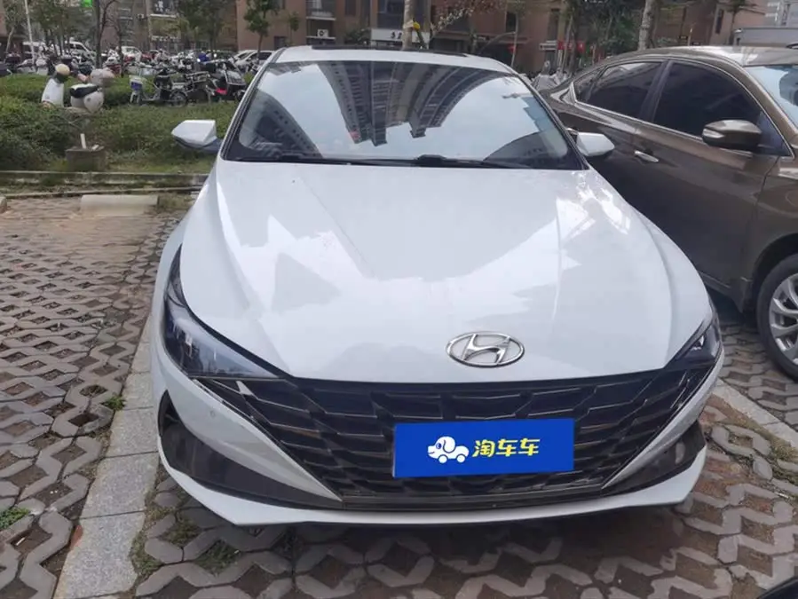 إيلانتر 2021 1.5 لتر CVT LUX بريميوم