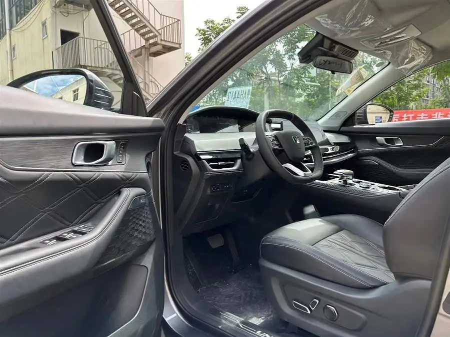 Changan UNI-K 2023 2.0T Two-Wheel Drive Enjoyment Edition