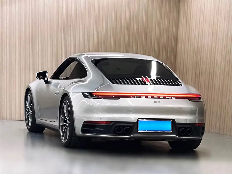 Porsche 911 2020 Carrera 3.0T