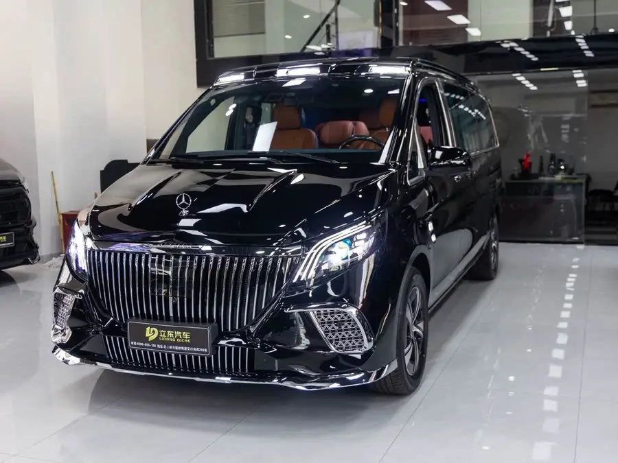 فئة V 2024 2.0T إصدار النخبة 7 مقاعد