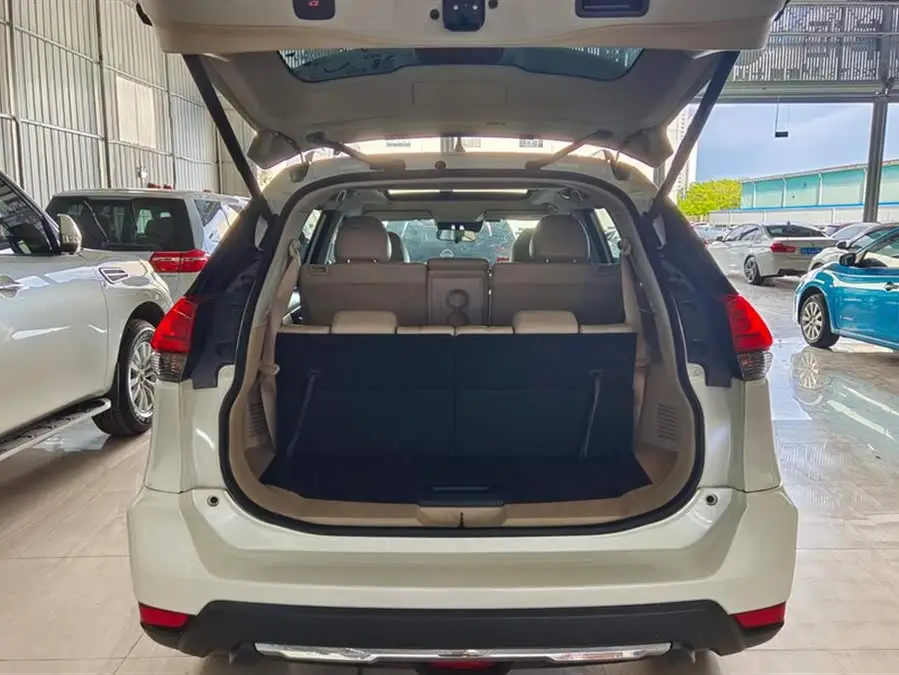 نيسان إكس تريل 2021 2.0 لتر CVT 2WD XL ITS 3 صفوف إصدار الراحة الذكي المتصل