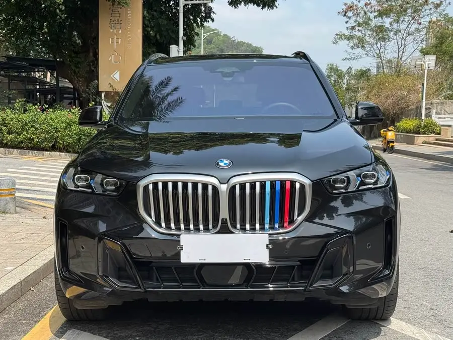 BMW X5 2023 xDrive 40Li Luxury M Sport Night Package