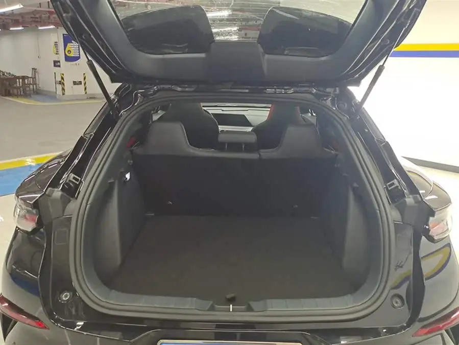 شانجان UNI-T 2020 1.5T الفاخرة