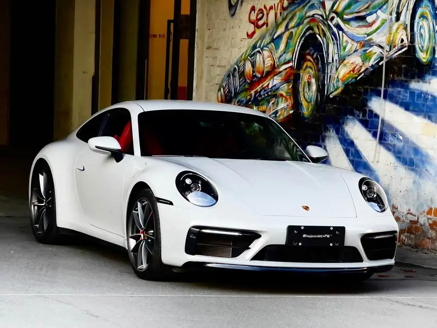 بورش 911 2023 كاريرا إس 3.0T