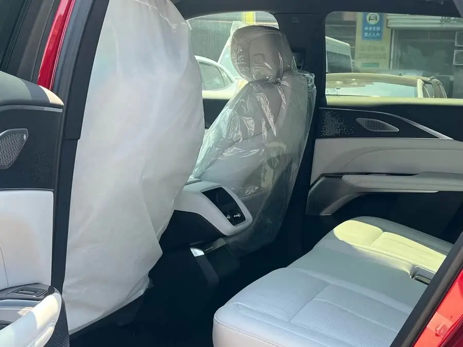 IQ Rui Ge 2022 Rear-Drive Long Range Luxury Edition