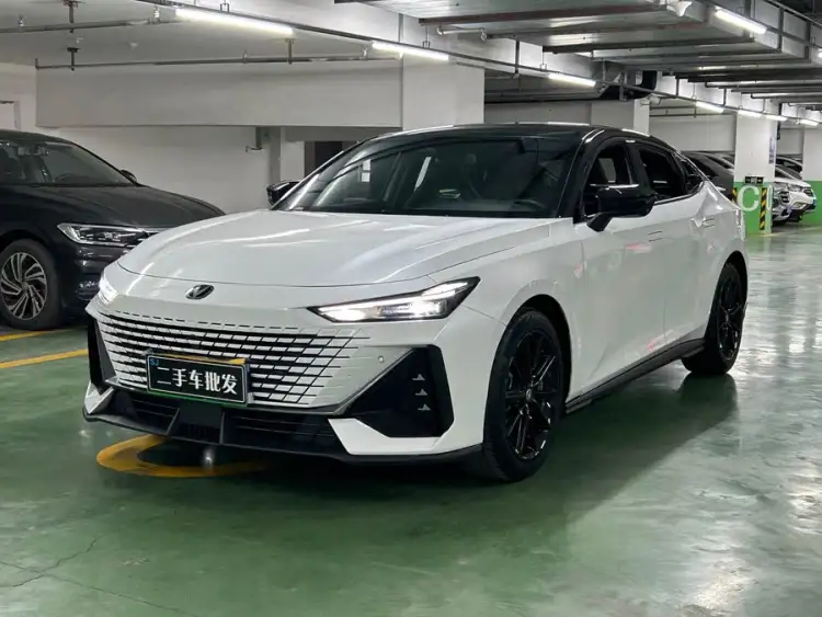 Changan UNI-V 2023 1.5T Premium