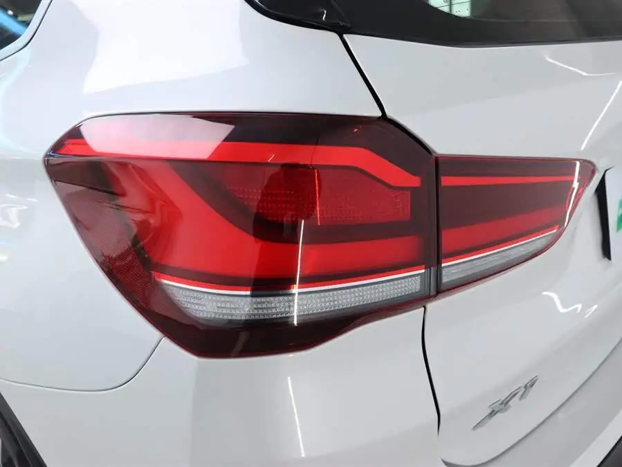 بي أم دبليو X1 2021 sDrive25Li إصدار رائد