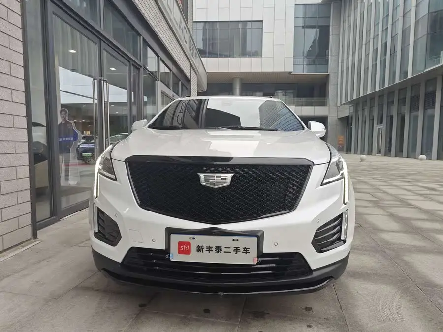 Cadillac XT5 2024 2.0T AWD Luxury (Hummingbird Edition)
