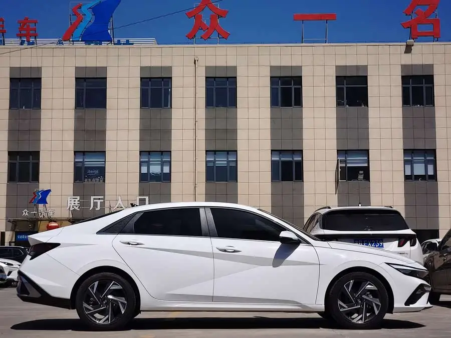 إلنترا 2023 1.5 لتر CVT GLX النخبة