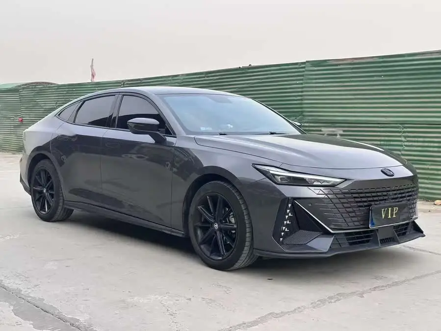 Changan UNI-V 2022 1.5T Premium