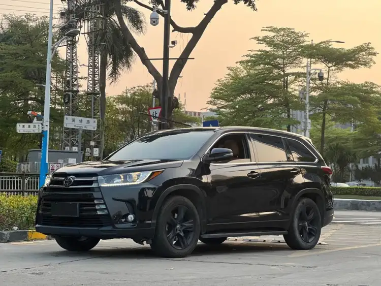 2021 Highlander 2.0T AWD Knight Edition 7-seater