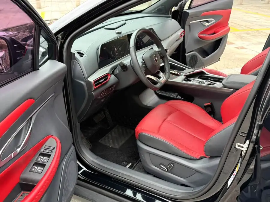 Changan UNI-T 2020 1.5T Premium