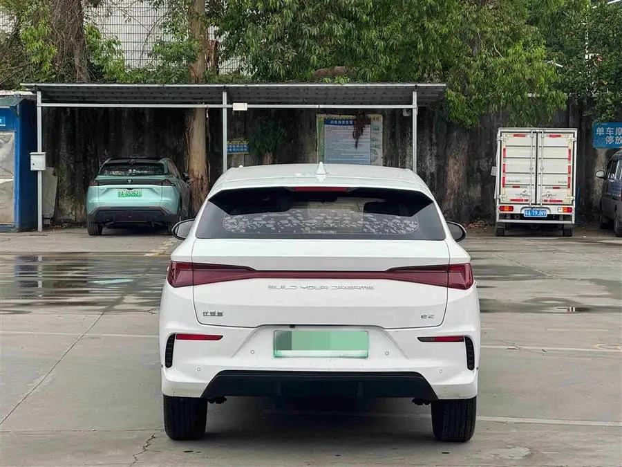 بي واي دي e2 2020 نسخة مطورة معيارية للمدى النسبي النسخة المريحة