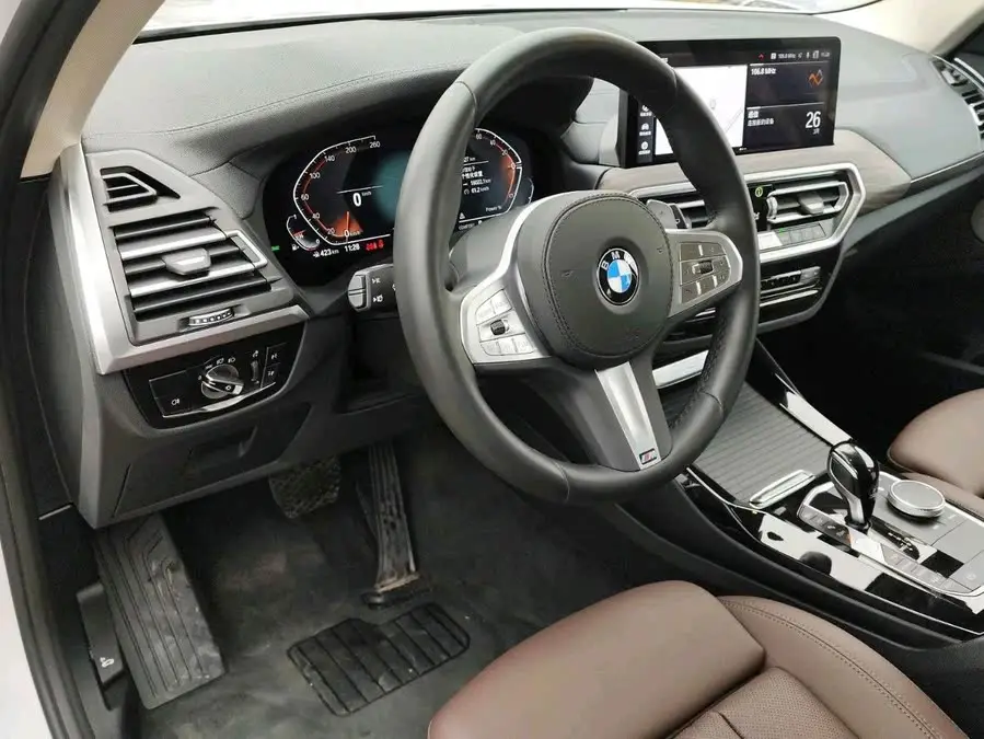 BMW X3 2023 xDrive30i Leading Model M Night Package