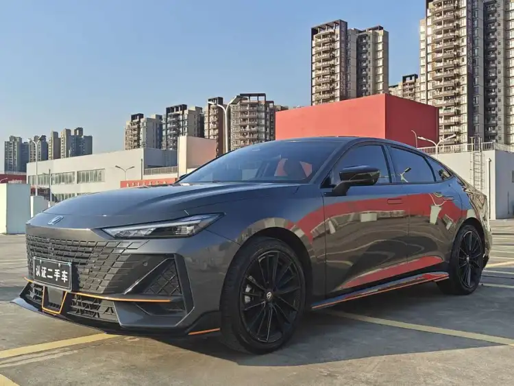 Changan UNI-V 2023 1.5T Sport Edition