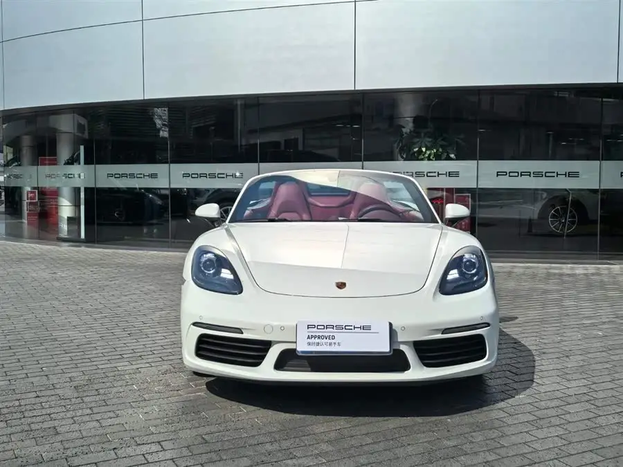 Porsche 718 2022 Model Boxster 2.0T