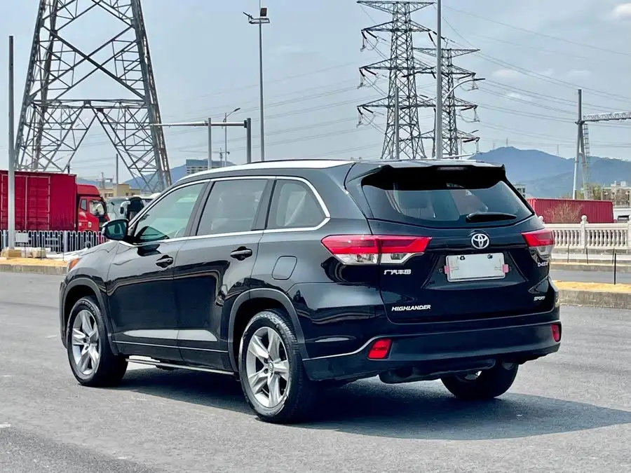 هايلاندر 2018 2.0T دفع ثنائي نسخة فاخرة 7 مقاعد معيار VI