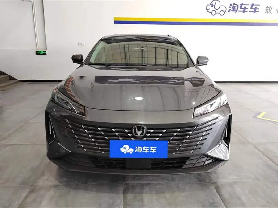 يدونغ 2024 1.5T GDI أوتوماتيكي طراز رائد