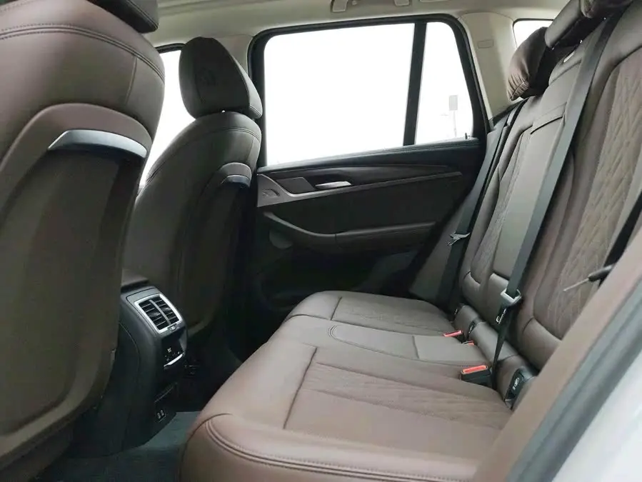 BMW X3 2023 xDrive30i Leading Model M Night Package