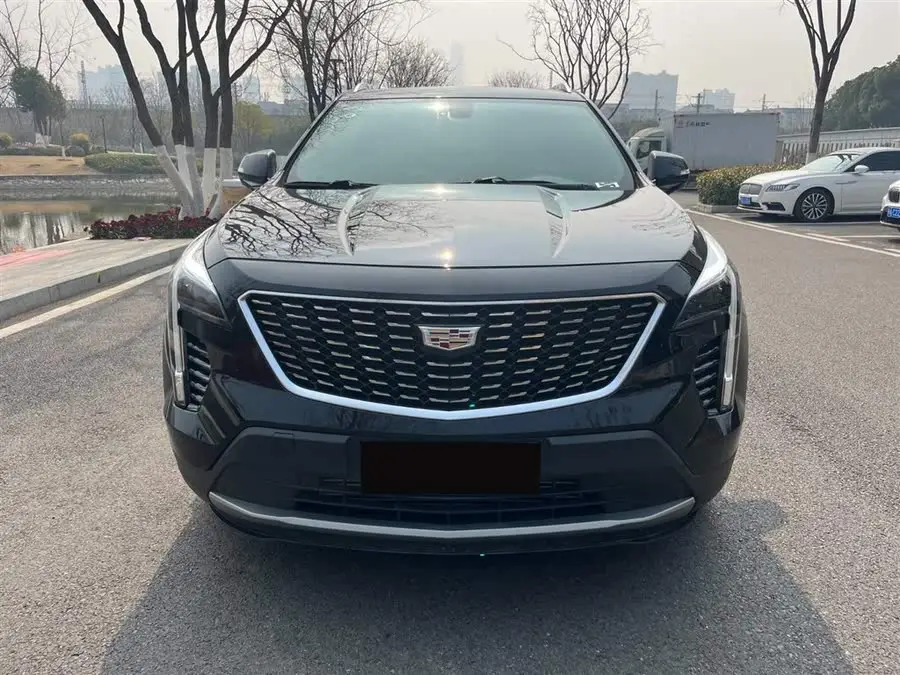 Cadillac XT4 2021 28T FWD Premium