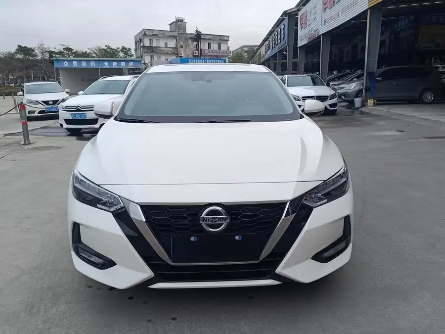 2022 نيسان سيلفي 1.6 لتر XL CVT نسخة استمتاع