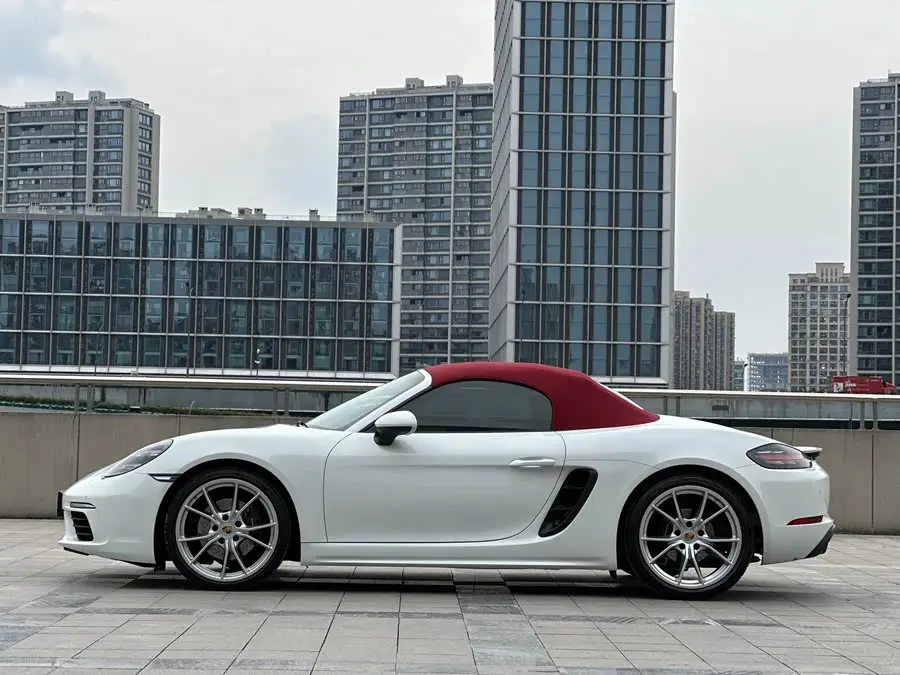 Porsche 718 2022 Boxster 2.0T