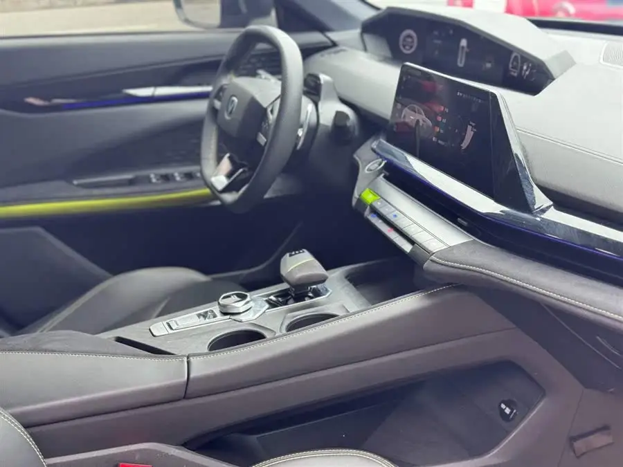 Changan UNI-V 2022 1.5T Sports Version