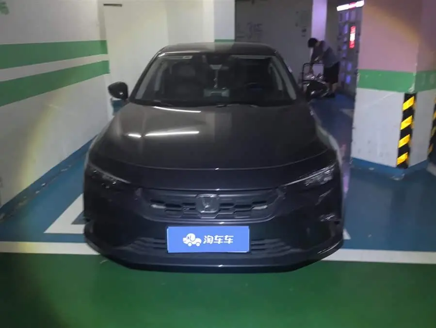 زينغ 2023 طراز 240TURBO CVT النسخة الرائدة