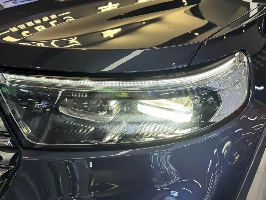 Explorer 2020 EcoBoost 285 4WD Titanium Edition 6-Seater