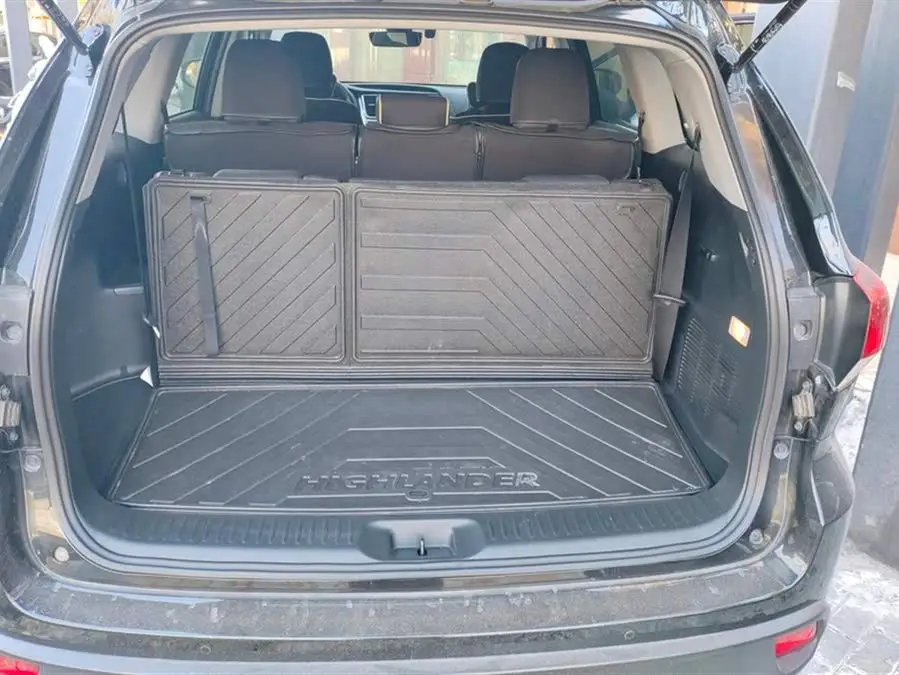 هايلاندر 2021 2.0T دفع رباعي فاخرة 7 مقاعد