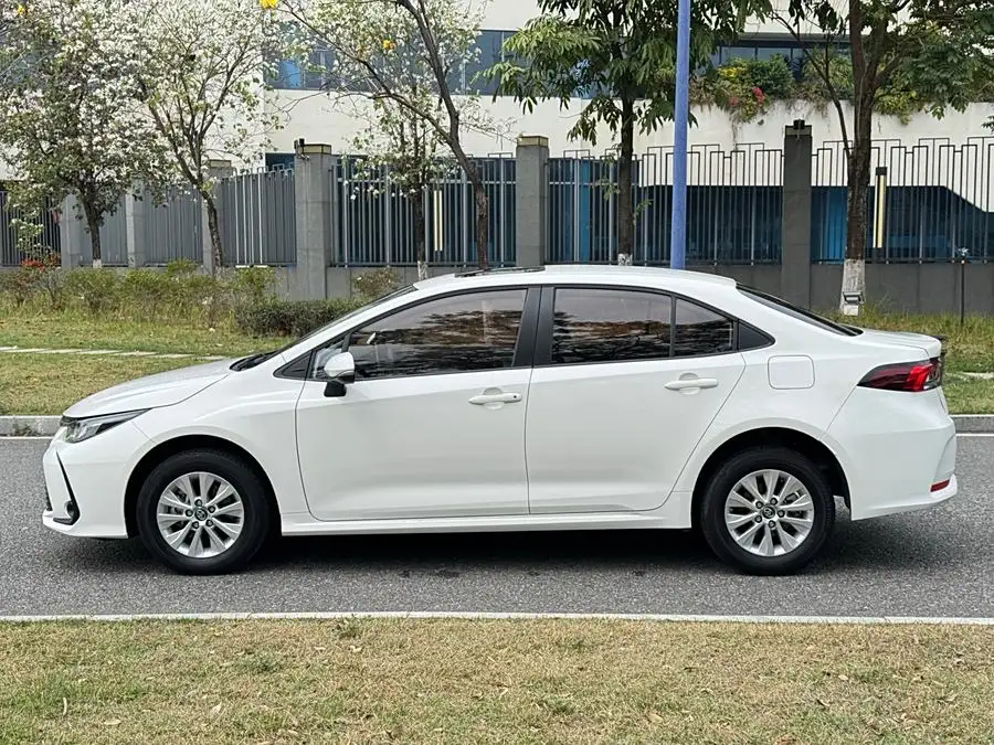 كورولا 2021 1.2T S-CVT النسخة الفاخرة