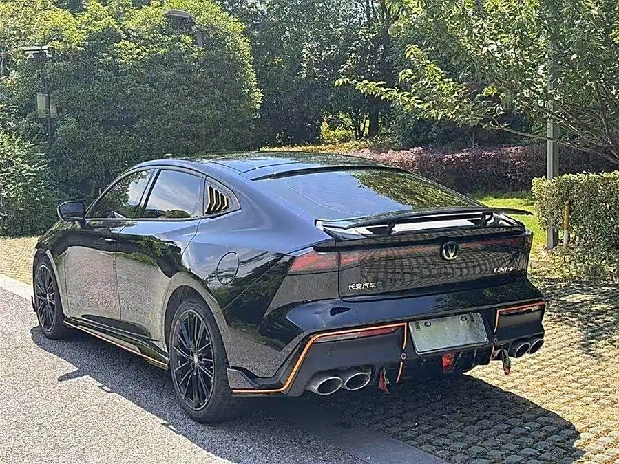 Changan UNI-V 2022 1.5T Sport Edition