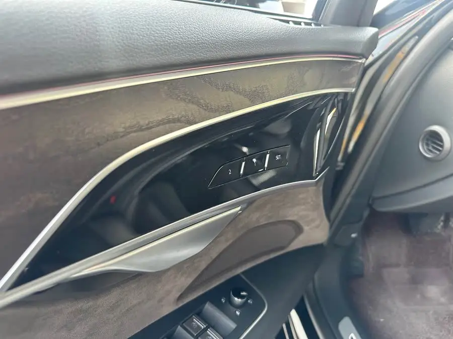 Audi A8 2021 Model A8L 50 TFSI quattro Comfort