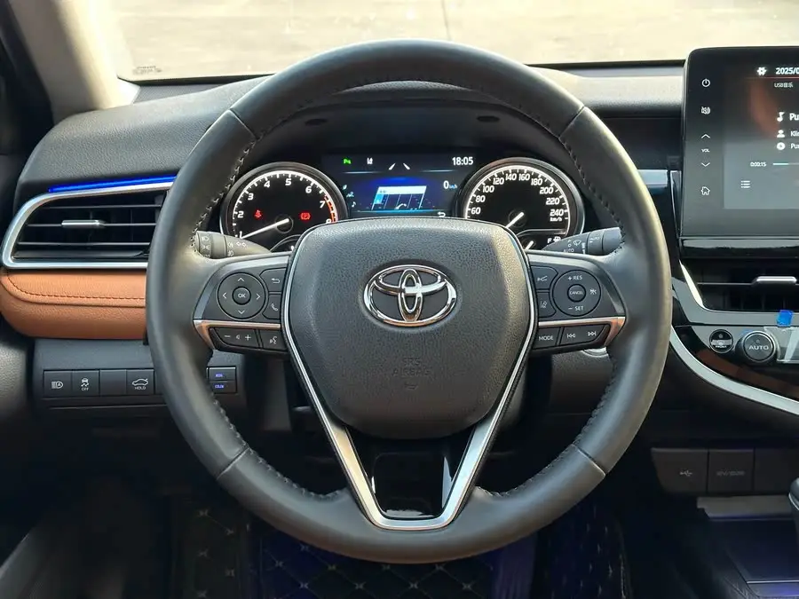 Camry 2021 2.0G Luxury Edition