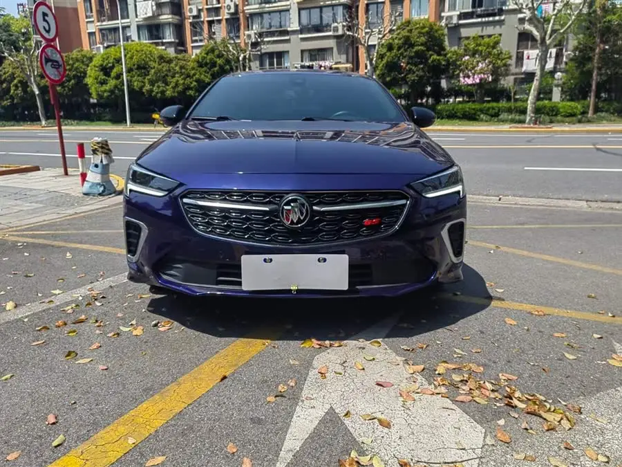 بيوك ريجال 2022 جي إس بريميوم