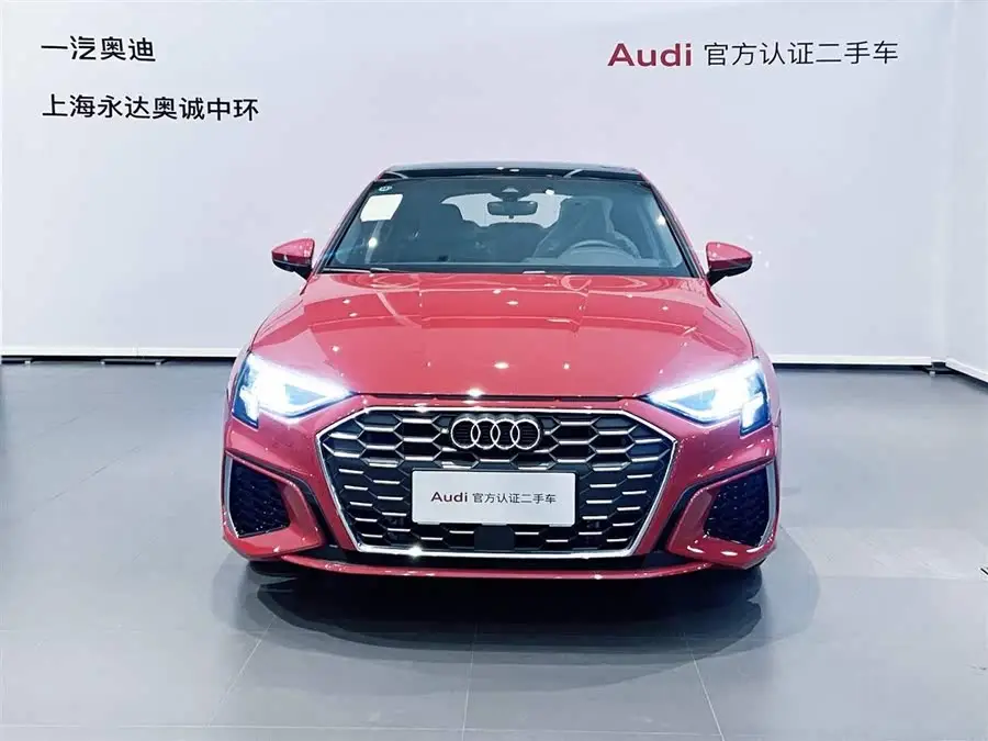 أودي A3 طراز 2024 سبورت باك 35 TFSI نموذج رياضي أنيق