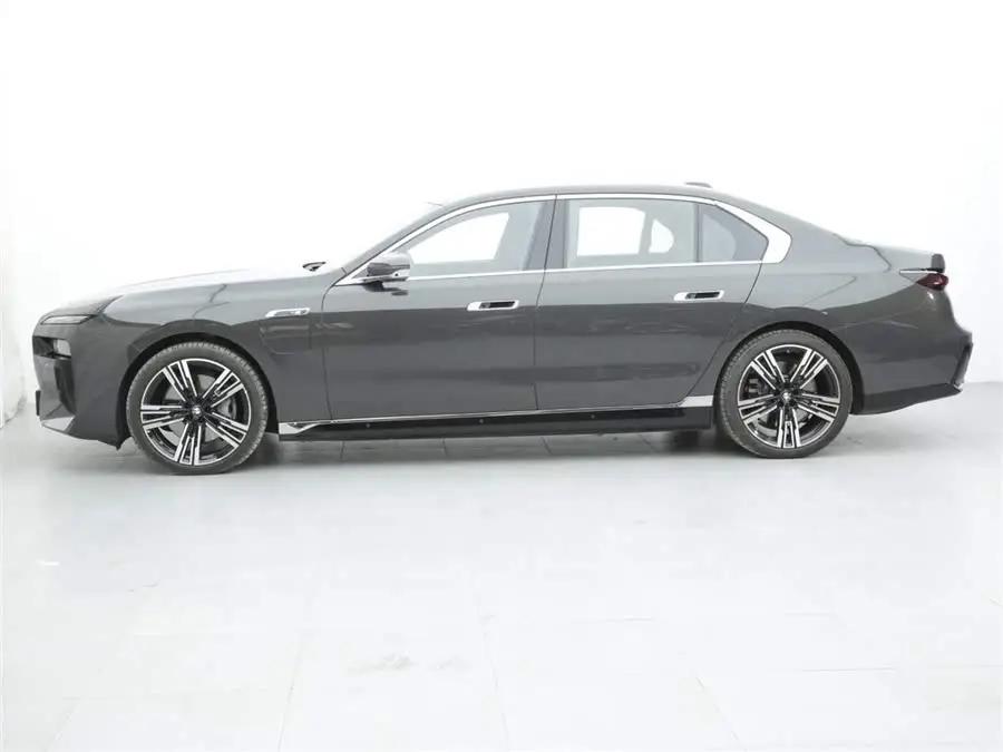 BMW i7 2023 xDrive60L M Sport Package