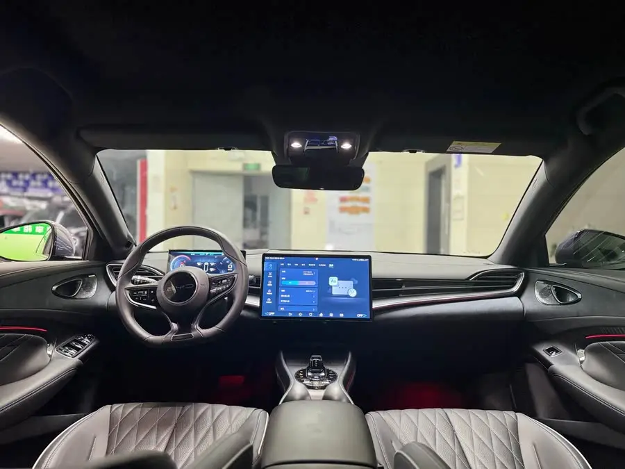 Seal 2023 Champion Edition 700km Performance Version