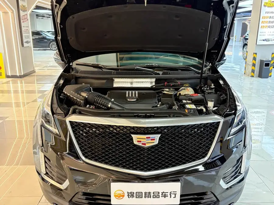 كاديلاك XT5 2022 2.0T دفع رباعي فاخر