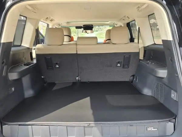 2024 برادو 2.4T نسخة TX الشاملة 5 مقاعد