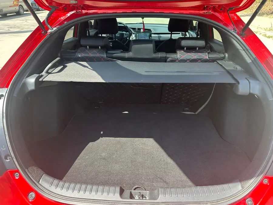 Civic 2021 220 TURBO CVT Hatchback Sporty Control