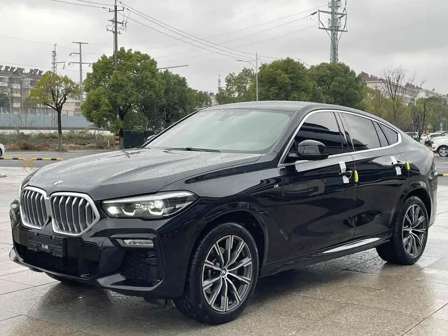 بي إم دبليو X6 2021 xDrive30i حزمة M الرياضية