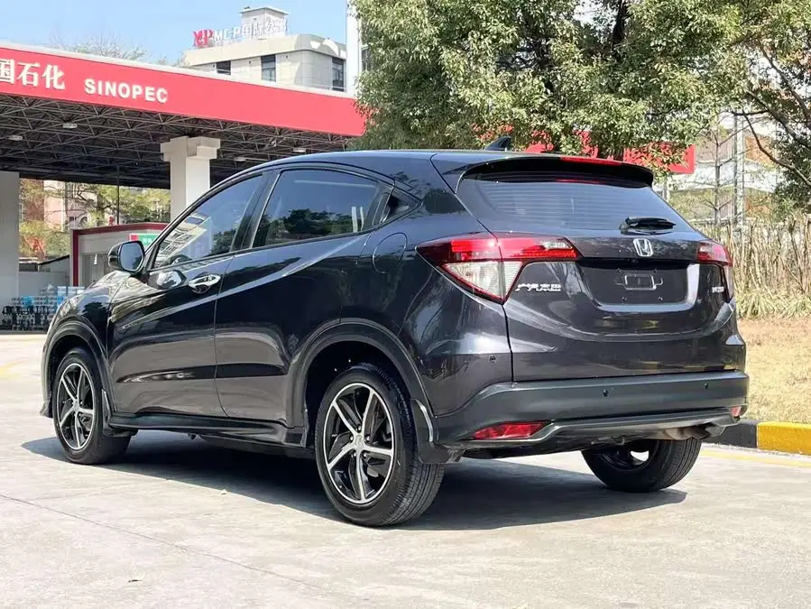 2020 هوندا فيزيل 1.5 لتر CVT النسخة الفاخرة