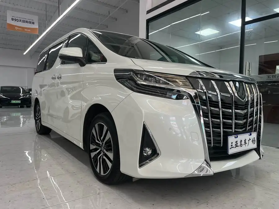 ألفارد 2023 بمحرك مزدوج 2.5 لتر إصدار الذهب المميز